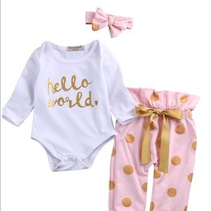 Newborn hello world outfit